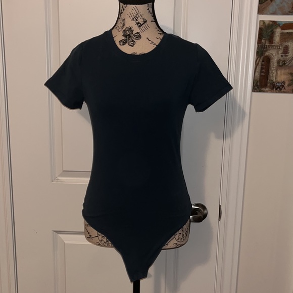 The Group by Babaton Aritzia Soft Contour Crew Bodysuit - Picture 2 of 6